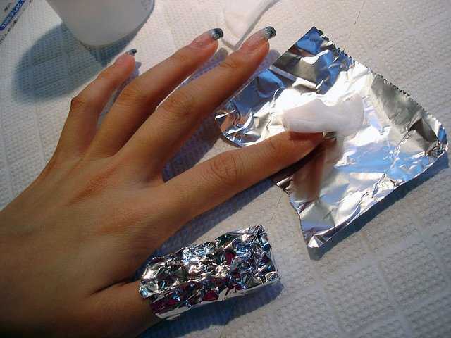 Как снять нарощенные ногти в домашних условиях - легко и безопасно