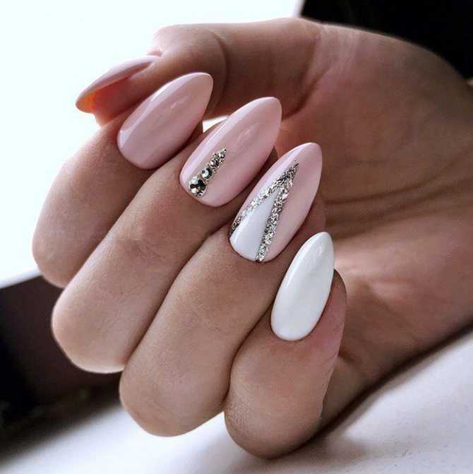 Модные идеи дизайна миндалевидных ногтей: фото 2020