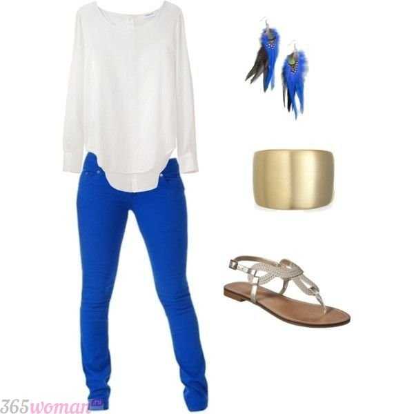 Женские голубые джинсы, сочетание образов, подбор аксессуаров и обуви