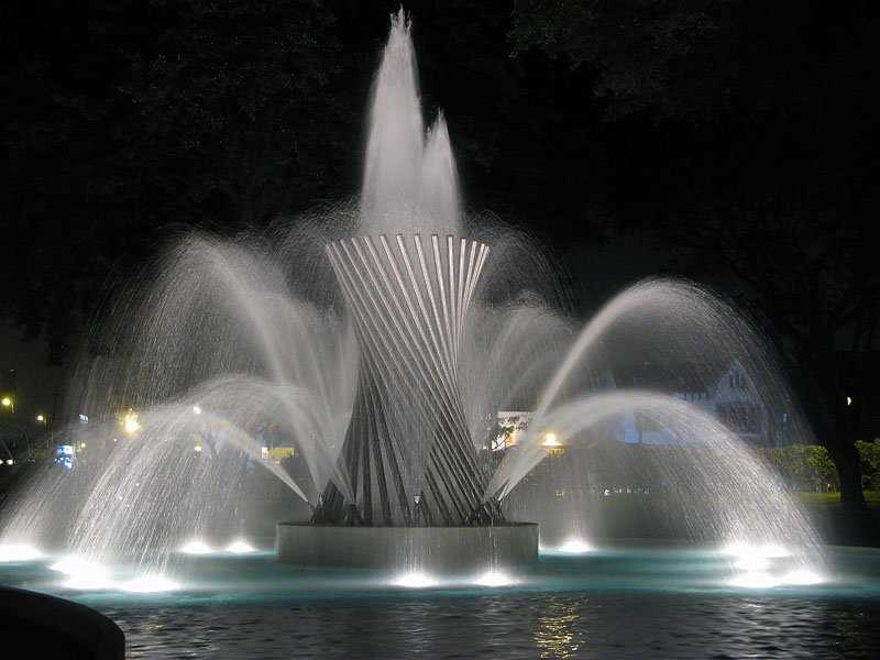Самые удивительные и красивые фонтаны со всего мира