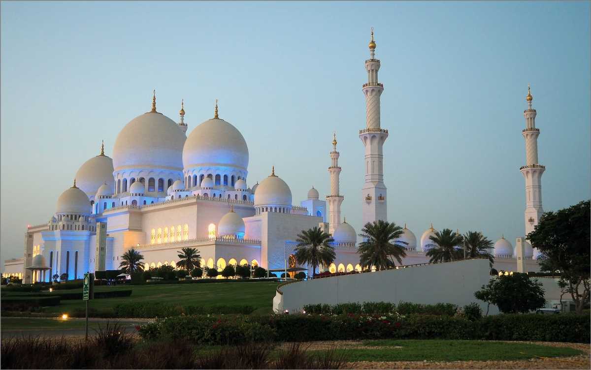 Топ-10 самых больших мечетей в мире