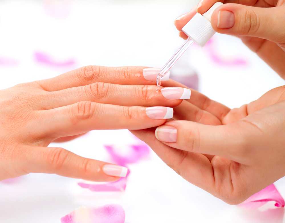 Как правильно ухаживать за ногтями на руках в домашних условиях для женщин