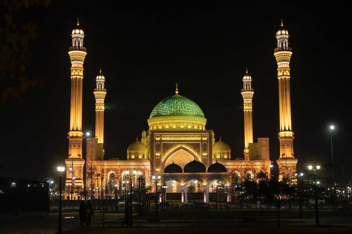 Удивительные фото красивых и знаменитых мечетей мира